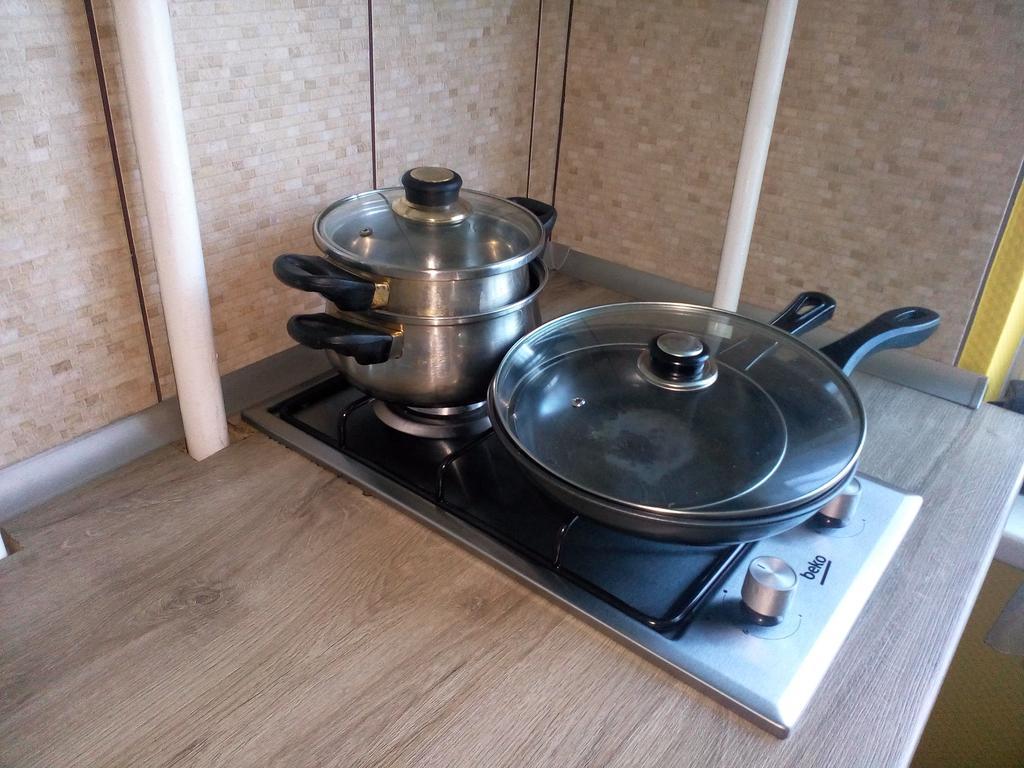 By The Sea Apartment Ventspils Bagian luar foto